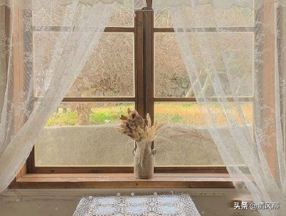 朋友圈适合发的爱情短语说说